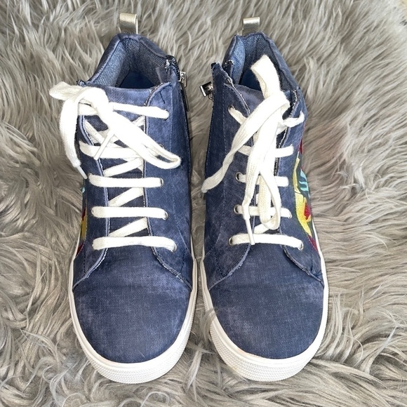 EUC Kenneth Cole New York Kam Hightop Floral Embroidered Sneakers Size 6 - Picture 3 of 8